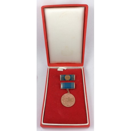 Za dlhoročnú prácu v doprave - 10 rokov, čestný odznak s miniatúrou, preukaz, etue, 1982, ČSSR